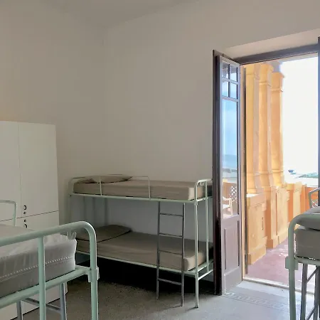Apuano Hostel Marina Di Carrara